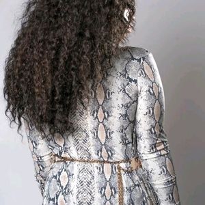 BEAUTIFUL! MUST HAVE! VERSATILE! DUSTER~ROBE~COVER UP